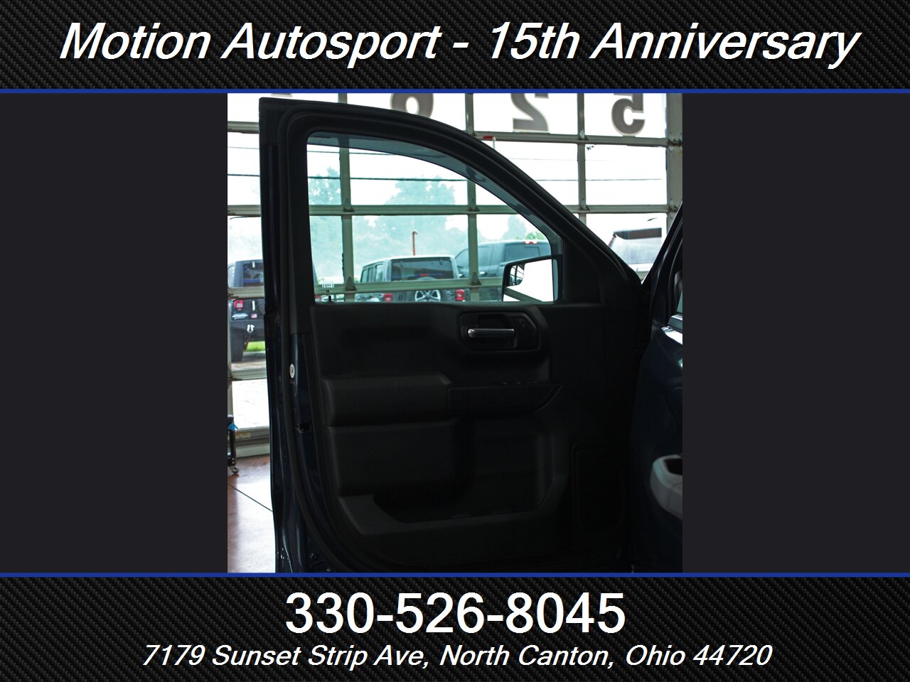 2023 Chevrolet Silverado 1500 Custom 4X4 - Photo 11 - North Canton, OH 44720