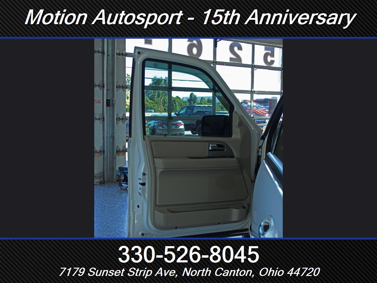 2010 Ford Expedition Limited 4X4 - Photo 10 - North Canton, OH 44720