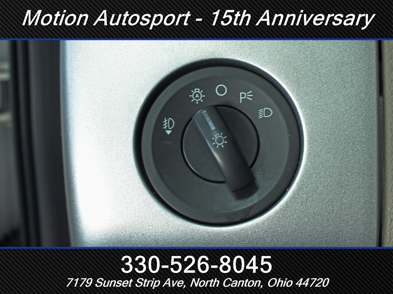2010 Ford Expedition Limited 4X4 - Photo 12 - North Canton, OH 44720