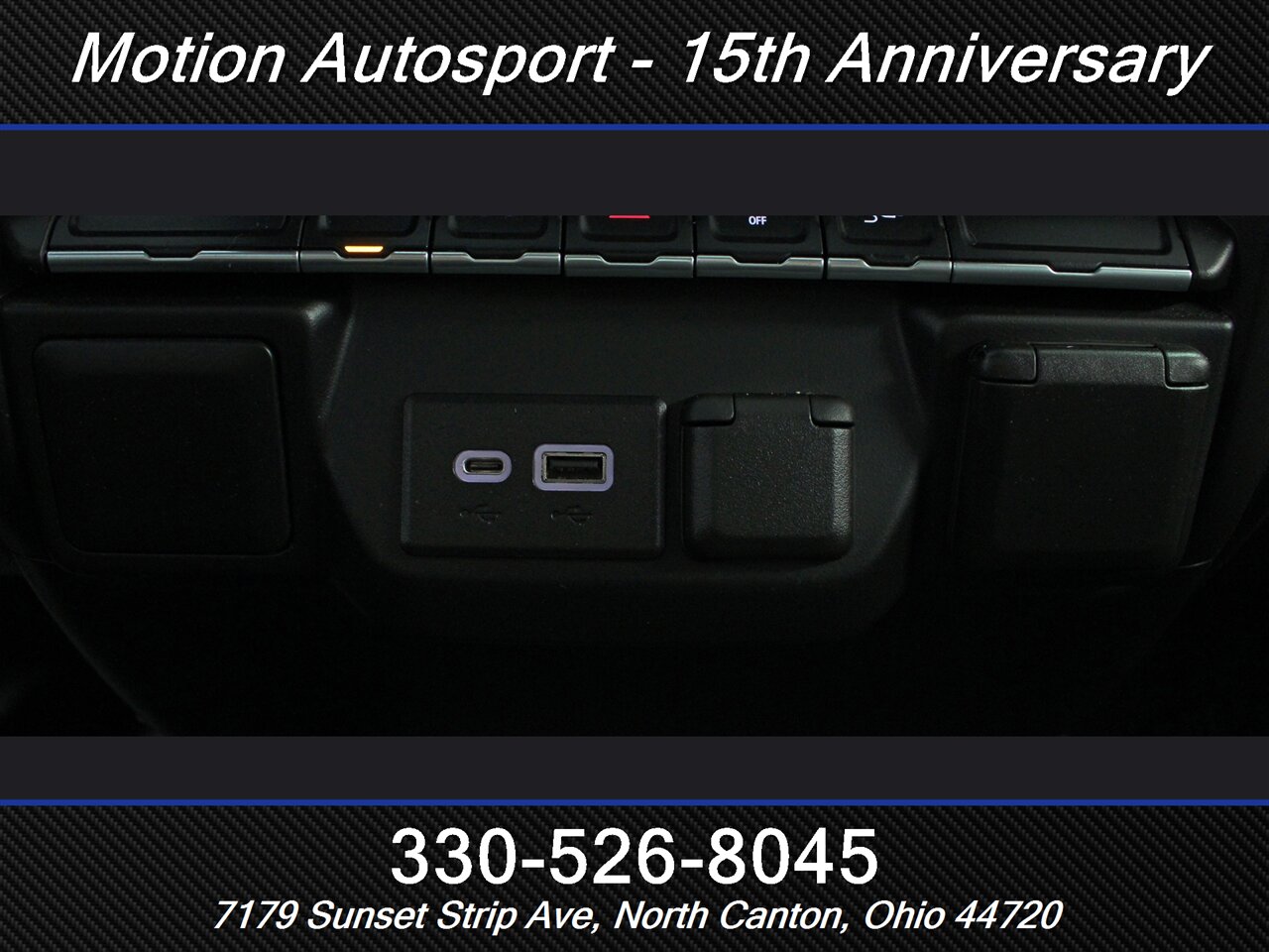 2021 Chevrolet Silverado 1500 Custom  4X4 - Photo 14 - North Canton, OH 44720