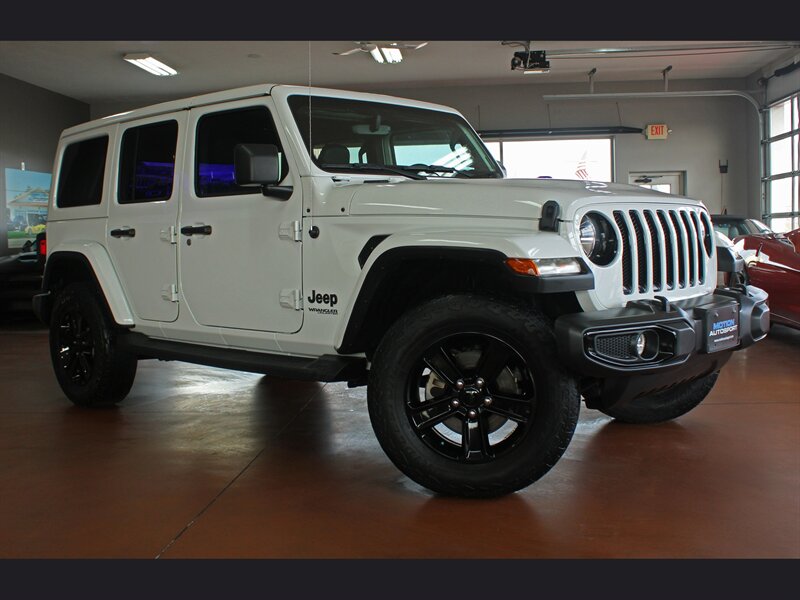 2022 Jeep Wrangler Unlimited Sahara Altitude  Hard Top 4X4