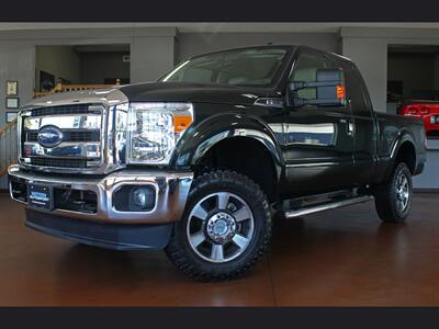 2014 Ford F-350 Super Duty Lariat  4X4 Truck