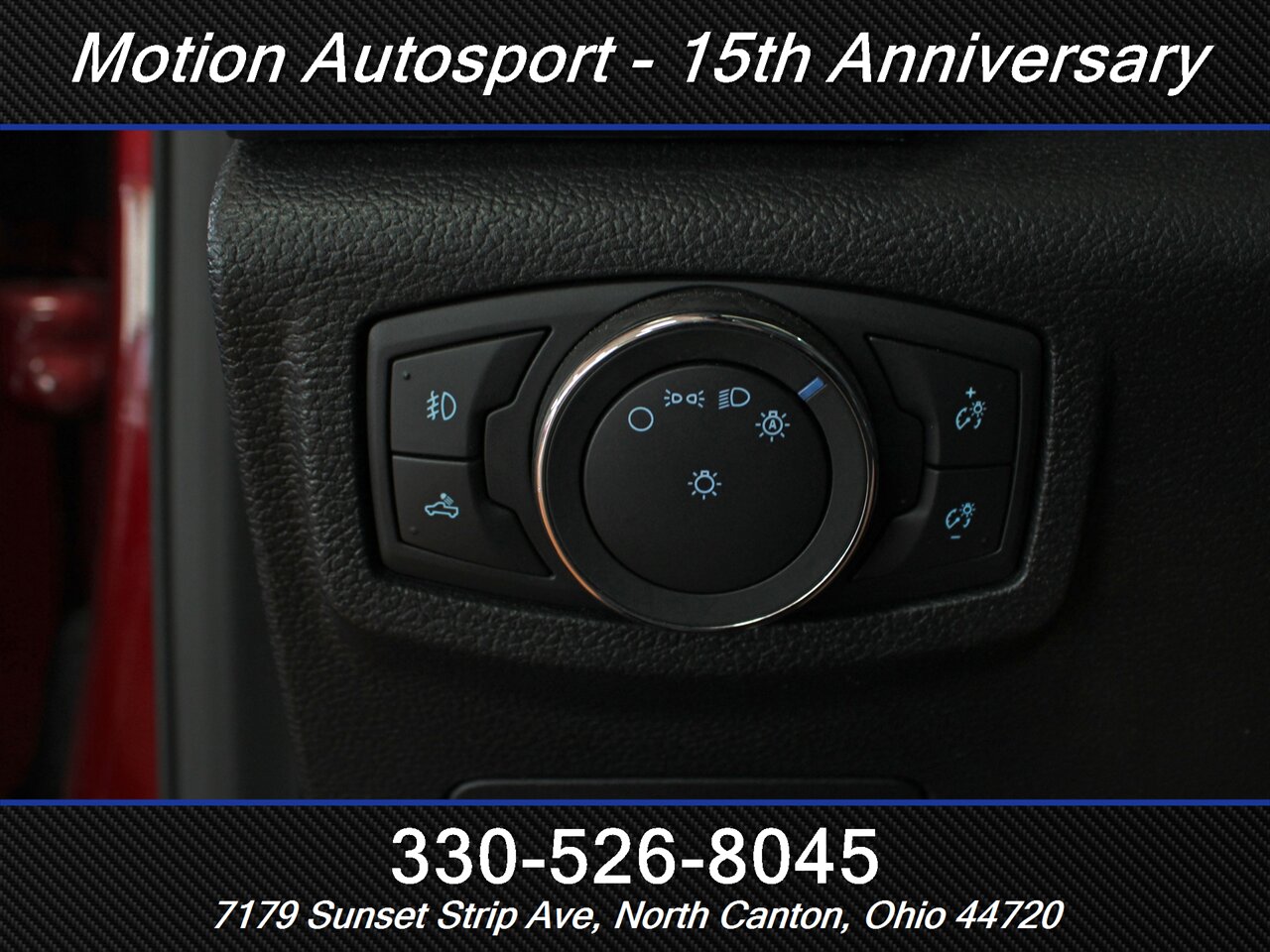 2019 Ford F-150 XLT Sport 4X4 - Photo 10 - North Canton, OH 44720