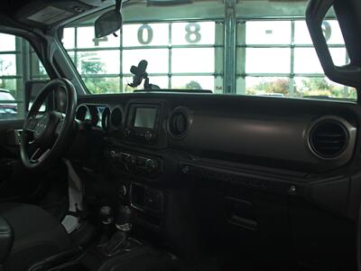 2020 Jeep Wrangler Sport S  4X4 - Photo 30 - North Canton, OH 44720