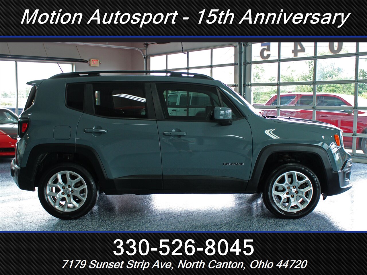 2017 Jeep Renegade Latitude 4X4 - Photo 8 - North Canton, OH 44720