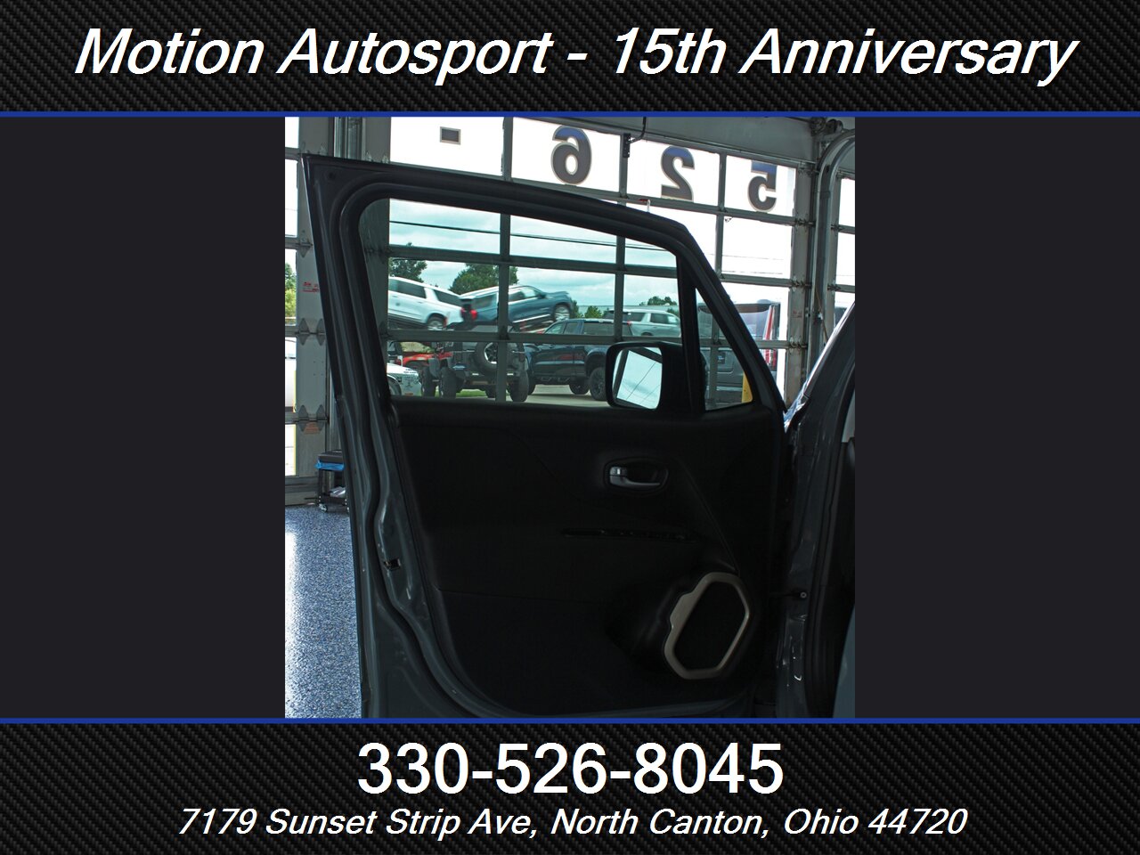 2017 Jeep Renegade Latitude 4X4 - Photo 10 - North Canton, OH 44720