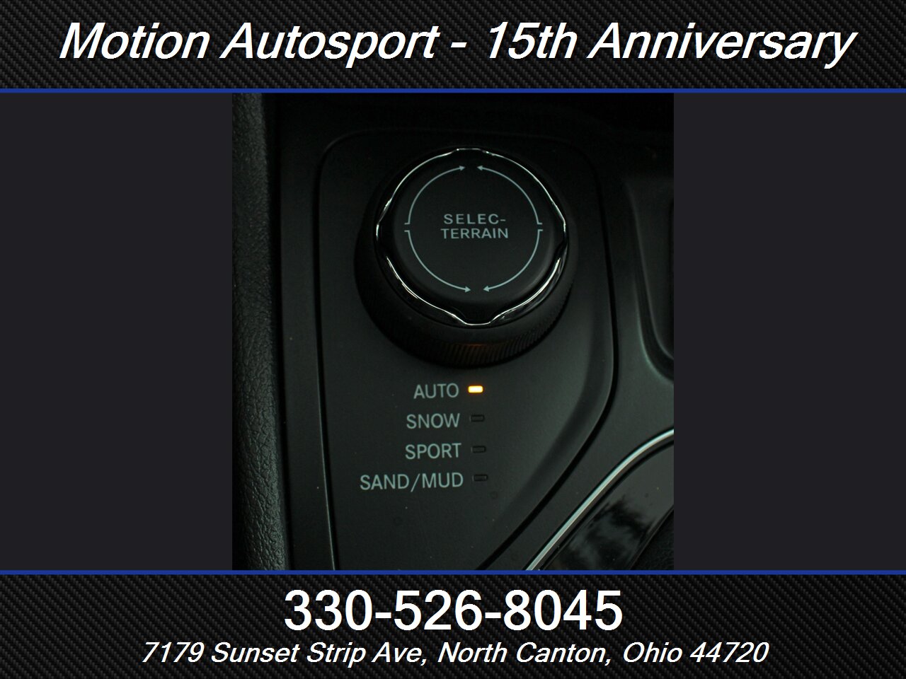 2019 Jeep Cherokee Altitude 4X4 - Photo 17 - North Canton, OH 44720