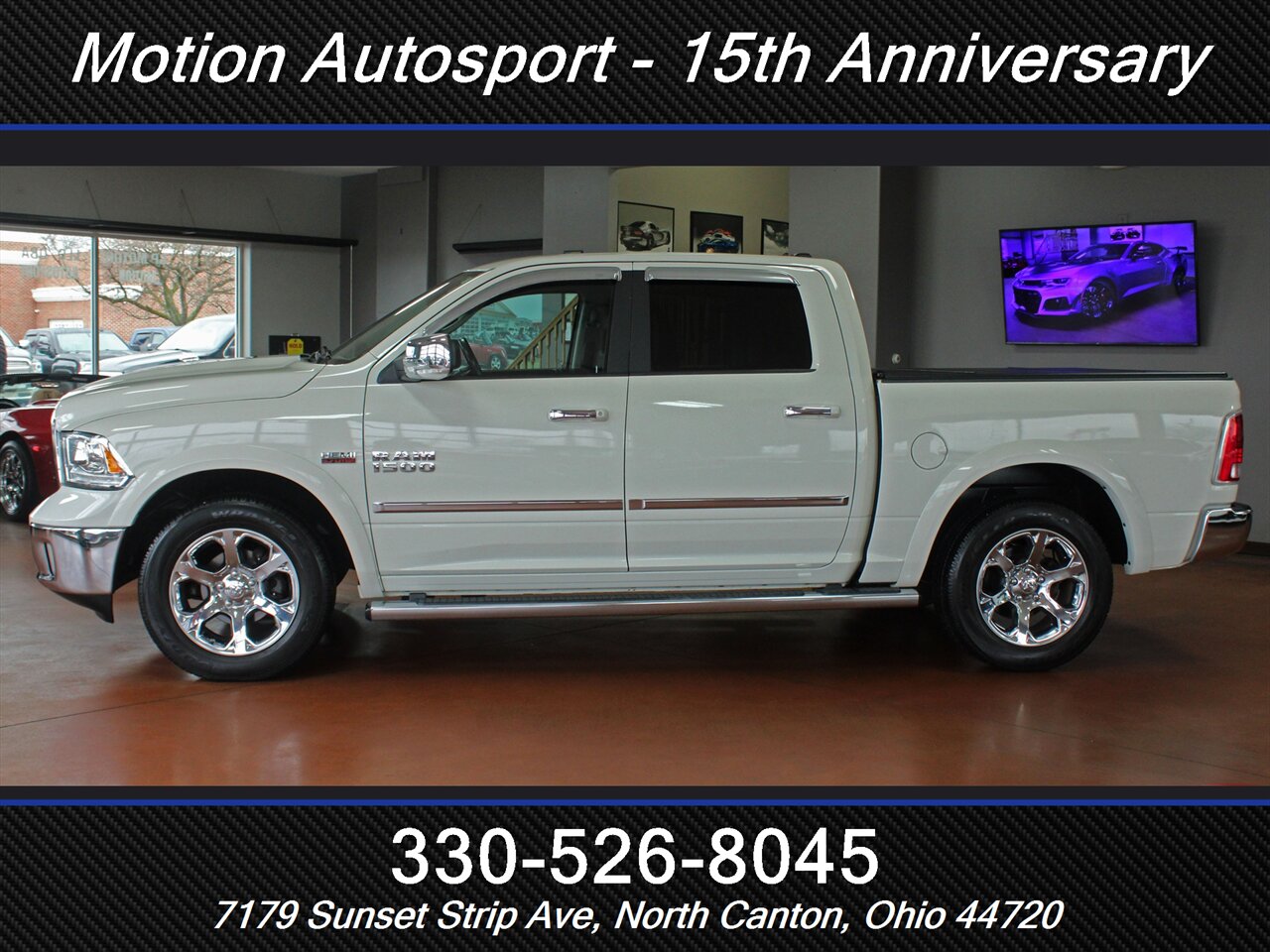 2017 RAM 1500 Laramie  Moon Roof Navigation 4X4 - Photo 7 - North Canton, OH 44720
