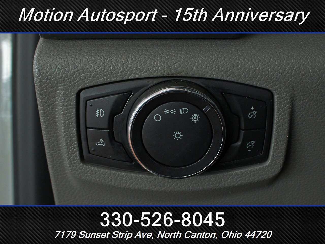 2017 Ford F-150 XLT Custom Lift 4X4 - Photo 16 - North Canton, OH 44720