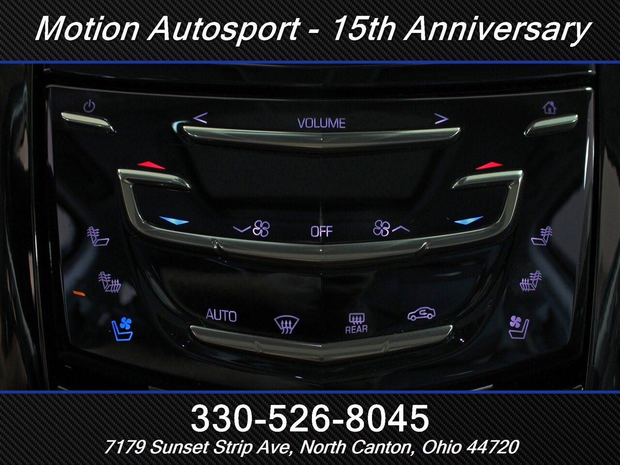 2020 Cadillac Escalade Luxury  Moon Roof Navigation 4X4 - Photo 16 - North Canton, OH 44720