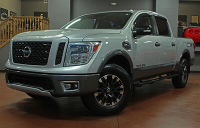 2017 Nissan Titan PRO-4X  4X4 Truck