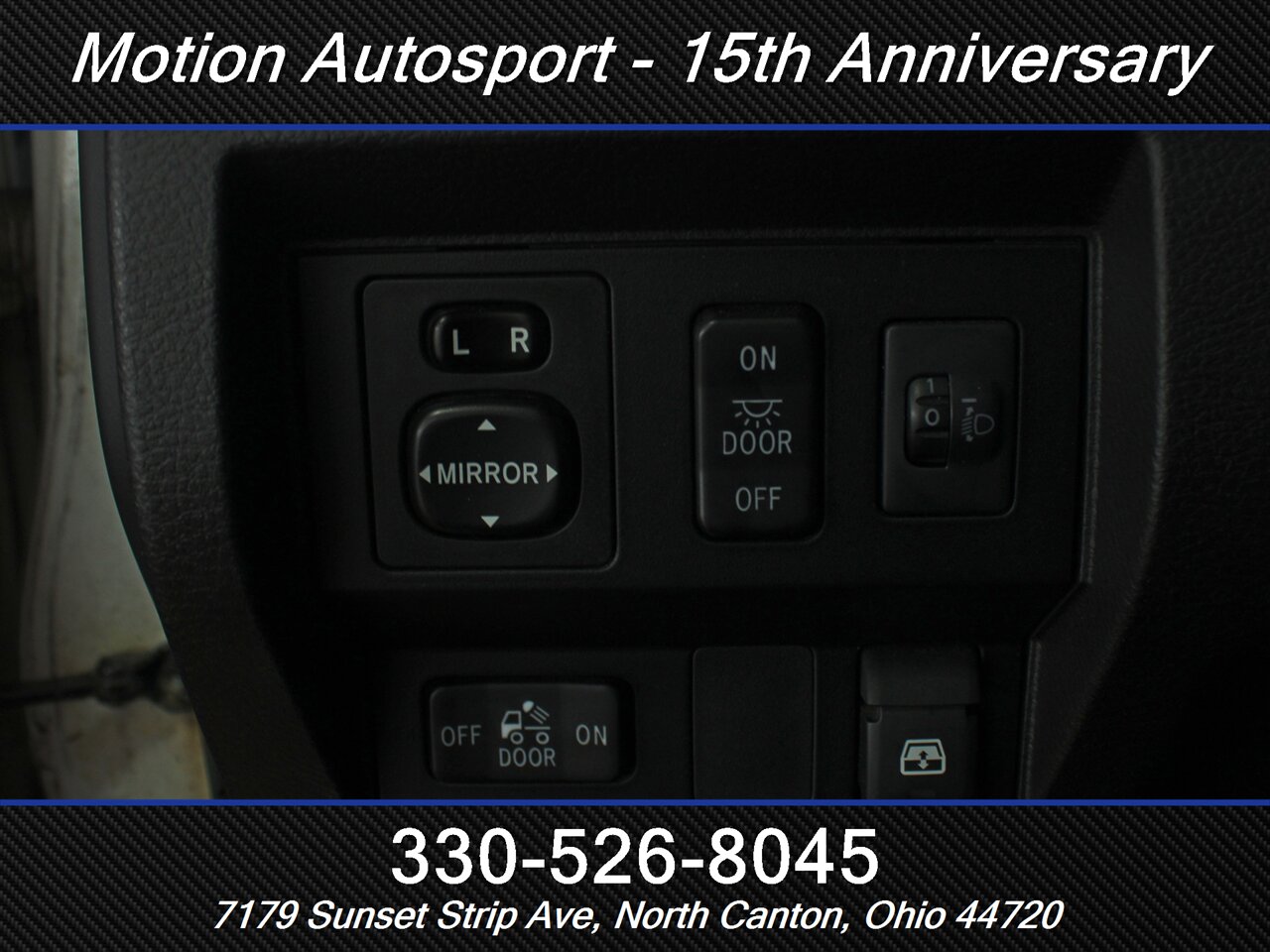 2016 Toyota Tundra TRD Pro Moon Roof Navigation 4X4 - Photo 16 - North Canton, OH 44720