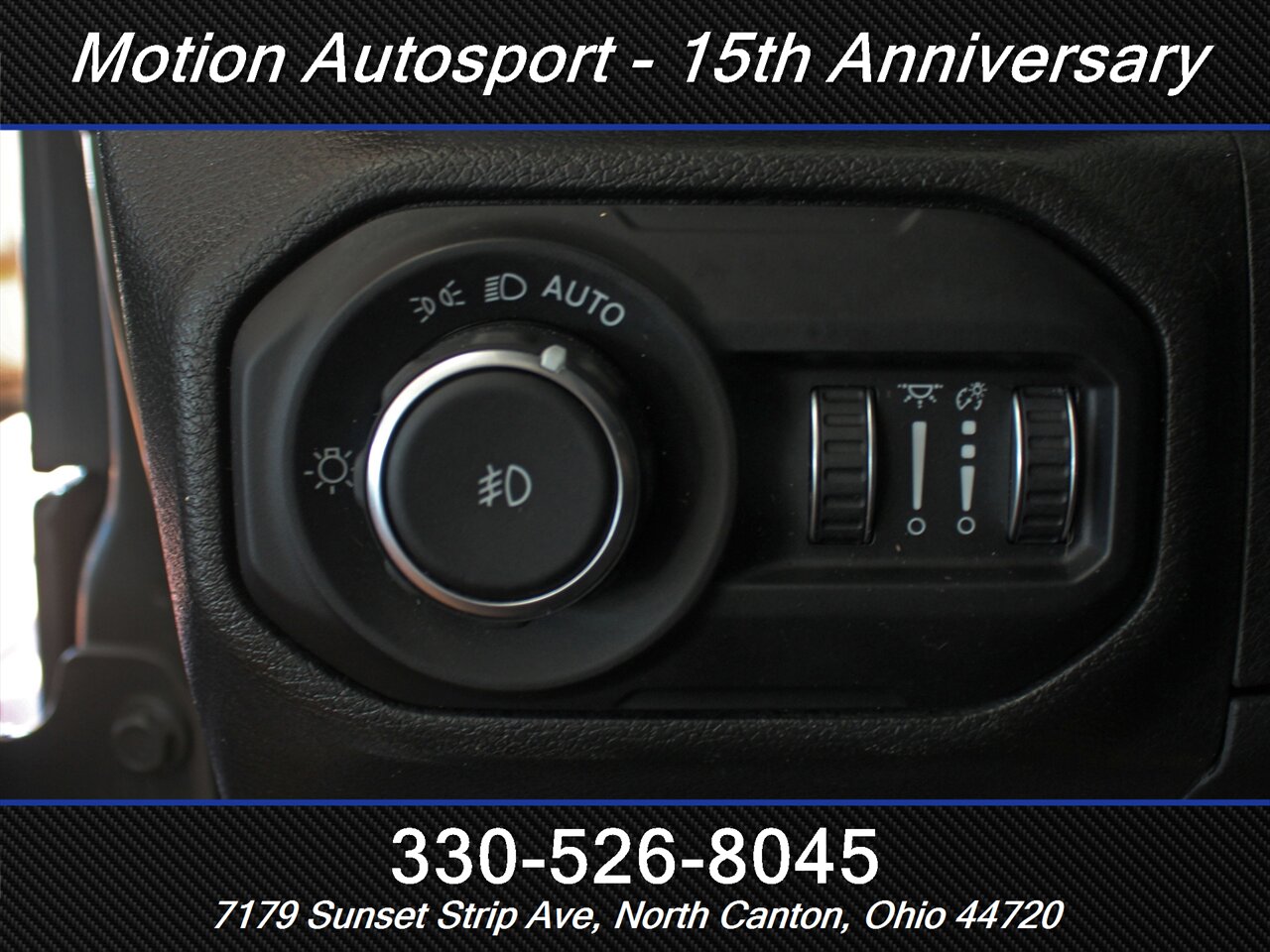 2022 Jeep Wrangler Unlimited Sahara Altitude  4X4 - Photo 19 - North Canton, OH 44720