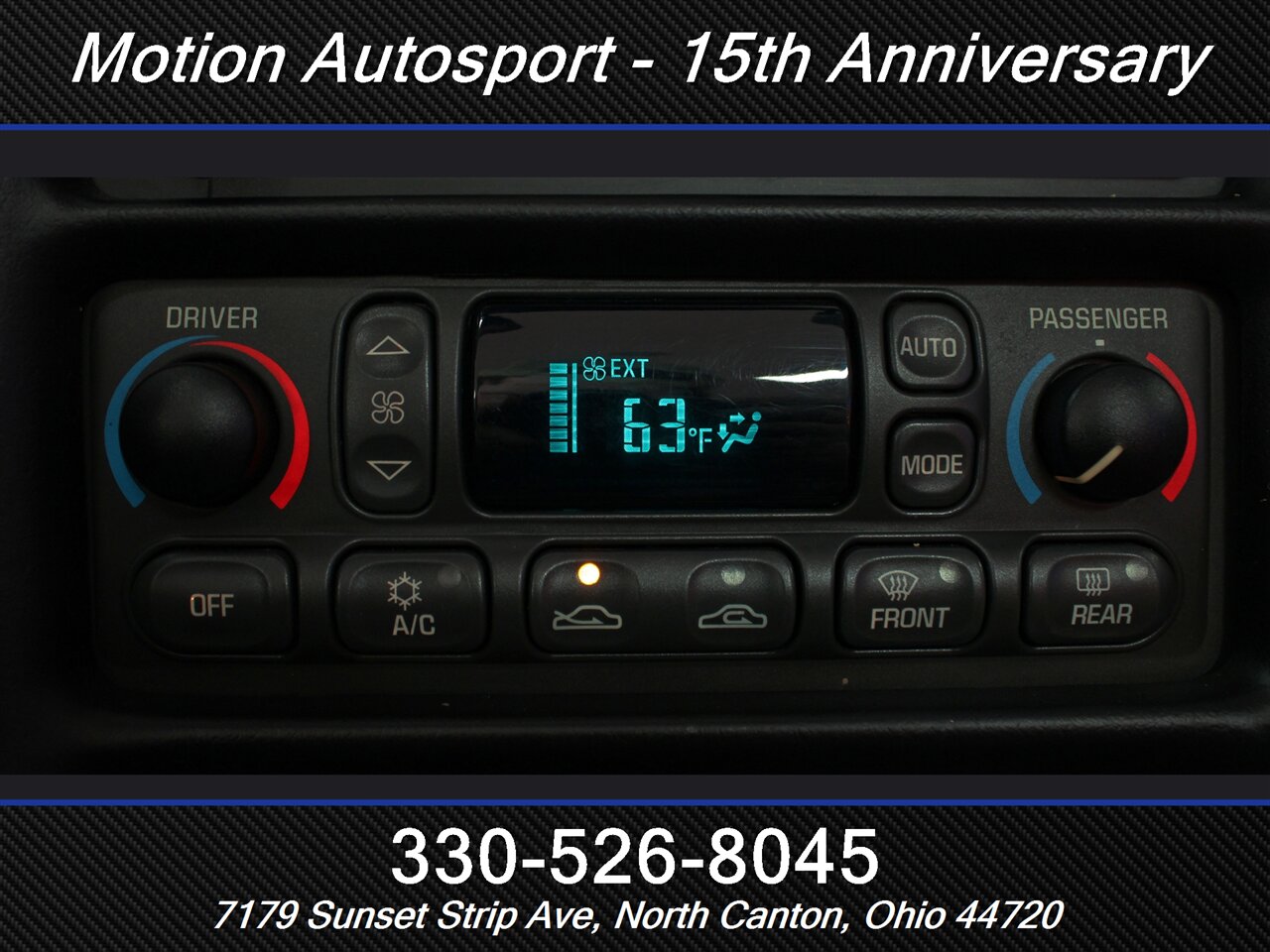2004 Chevrolet Corvette Convertible   - Photo 29 - North Canton, OH 44720