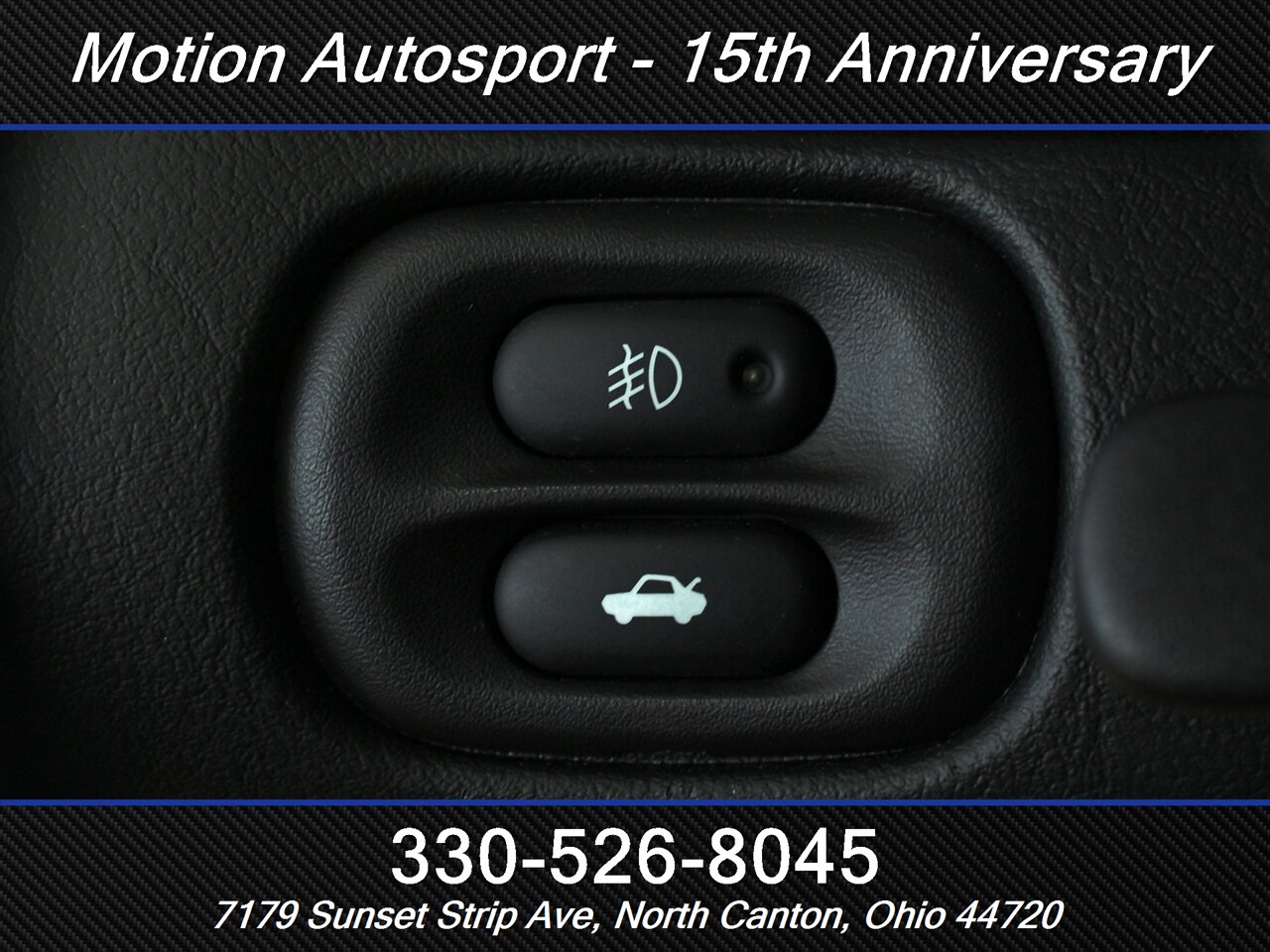 2004 Chevrolet Corvette Convertible   - Photo 22 - North Canton, OH 44720