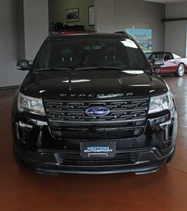 2018 Ford Explorer XLT  Sport Panoramic Roof Navigation 4X4 - Photo 4 - North Canton, OH 44720