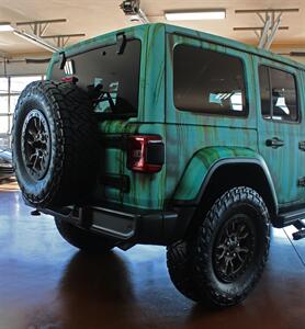 2021 Jeep Wrangler Unlimited Sahara  Jurassic Park Limited Edition With Skytouch - Photo 13 - North Canton, OH 44720