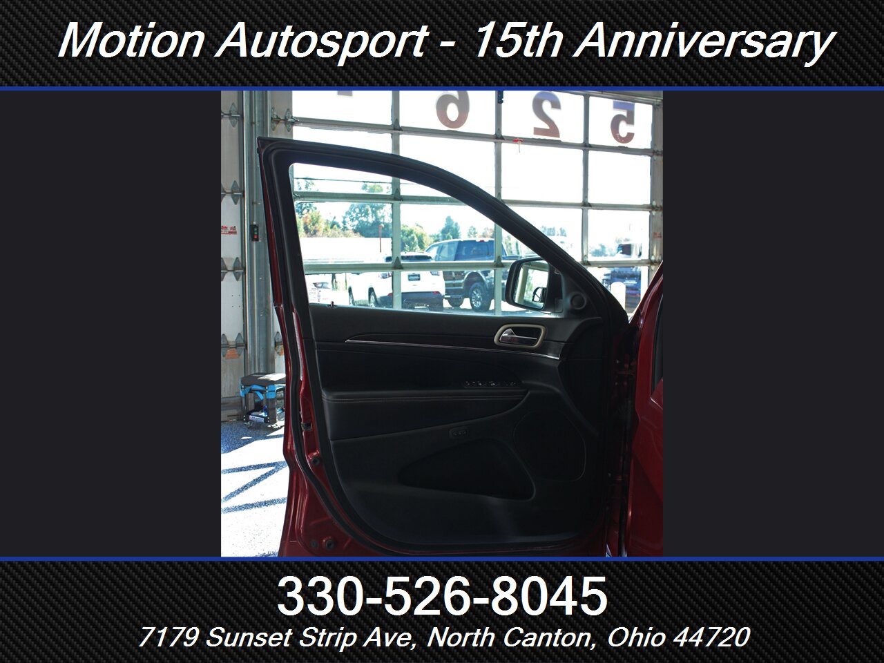 2014 Jeep Grand Cherokee Limited Moon Roof Navigation 4X4 - Photo 11 - North Canton, OH 44720