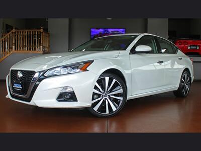 2022 Nissan Altima 2.5 Platinum  AWD Sedan