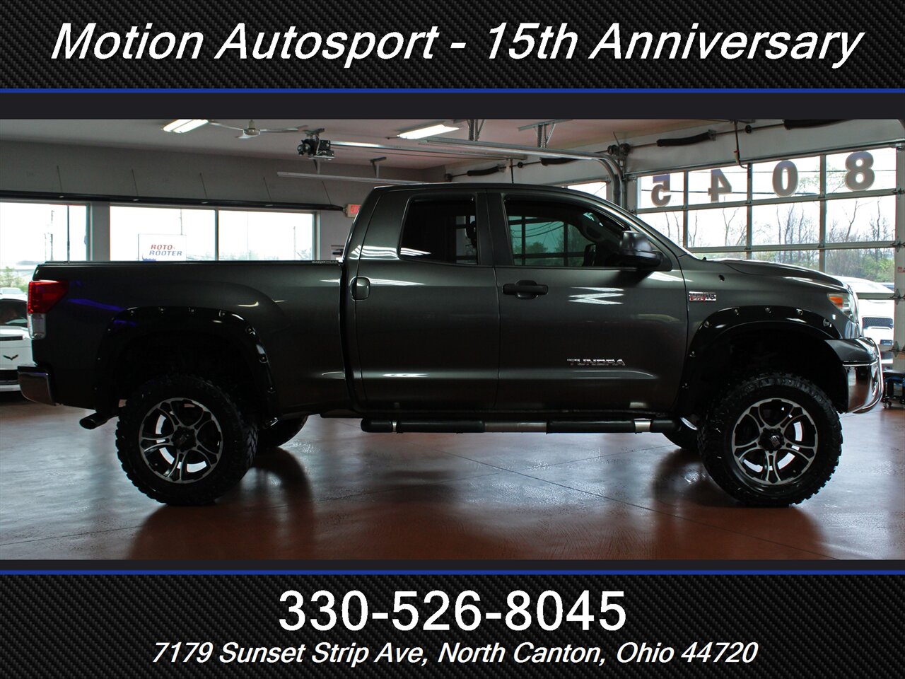 2013 Toyota Tundra SR5  Custom Lift 4X4 - Photo 12 - North Canton, OH 44720