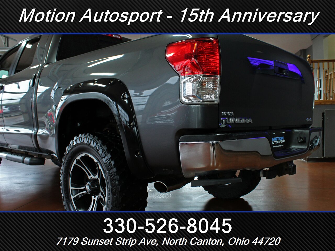 2013 Toyota Tundra SR5  Custom Lift 4X4 - Photo 8 - North Canton, OH 44720