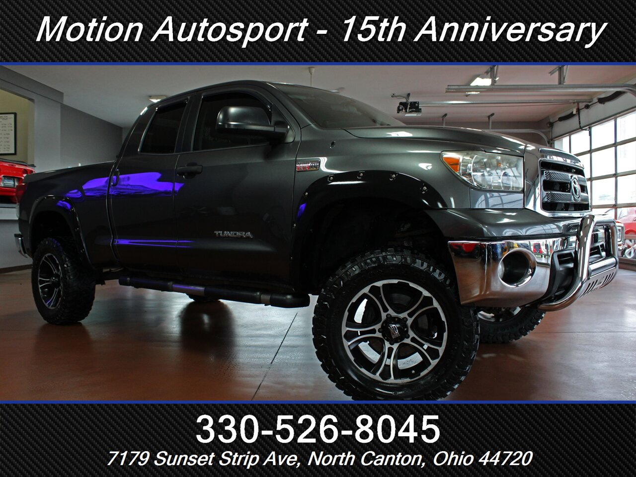 2013 Toyota Tundra SR5  Custom Lift 4X4 - Photo 2 - North Canton, OH 44720