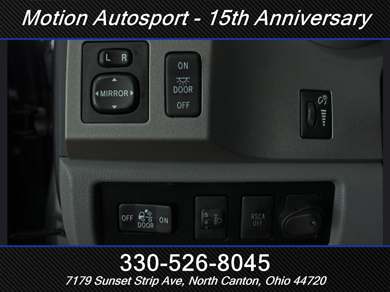 2013 Toyota Tundra SR5  Custom Lift 4X4 - Photo 15 - North Canton, OH 44720