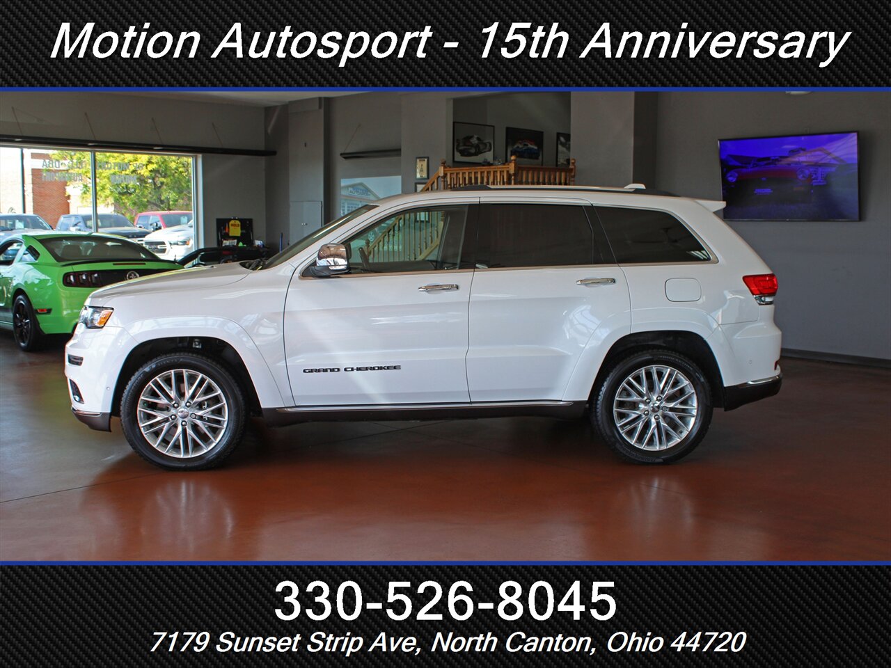 2017 Jeep Grand Cherokee Summit  4X4 - Photo 5 - North Canton, OH 44720