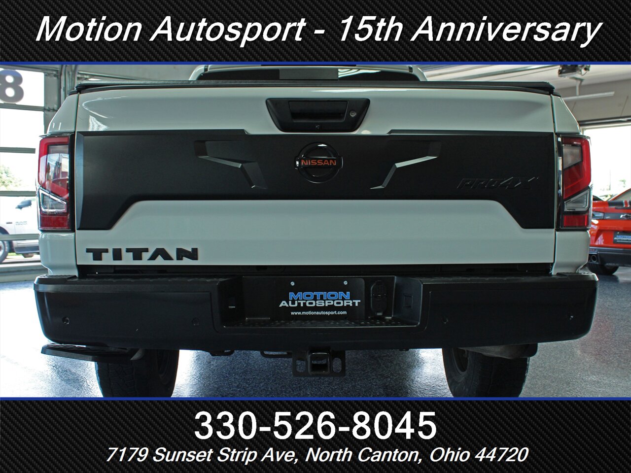2020 Nissan Titan PRO-4X  Panoramic Roof 4X4 - Photo 6 - North Canton, OH 44720