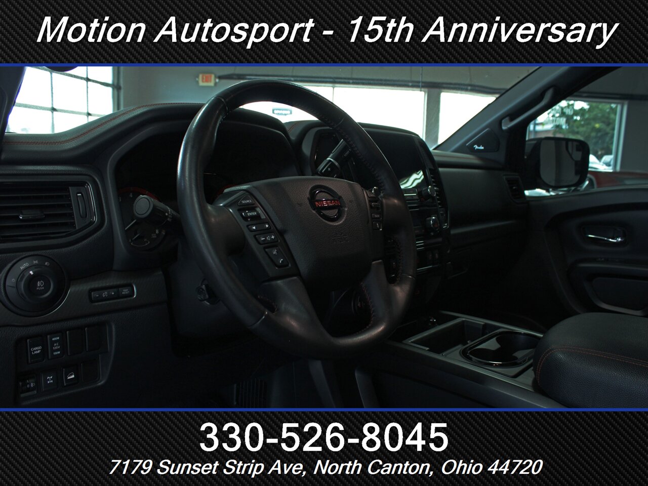 2020 Nissan Titan PRO-4X  Panoramic Roof 4X4 - Photo 12 - North Canton, OH 44720