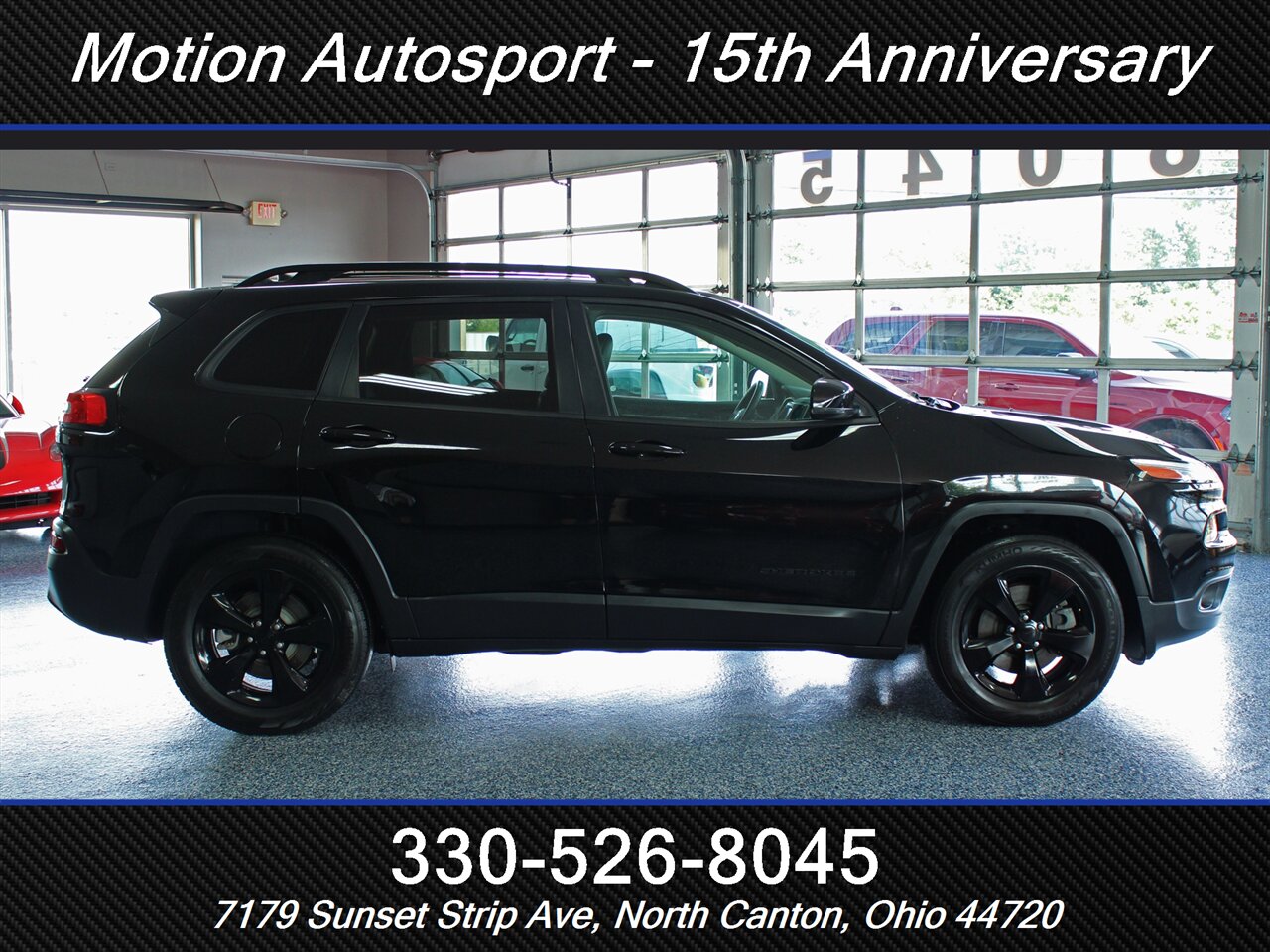 2017 Jeep Cherokee High Altitude 4X4   - Photo 8 - North Canton, OH 44720