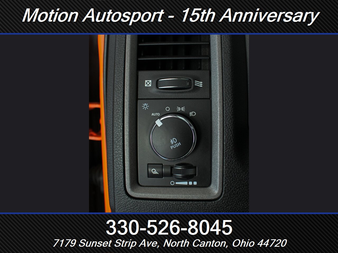 2019 RAM 1500 Classic Express 4X4 - Photo 11 - North Canton, OH 44720