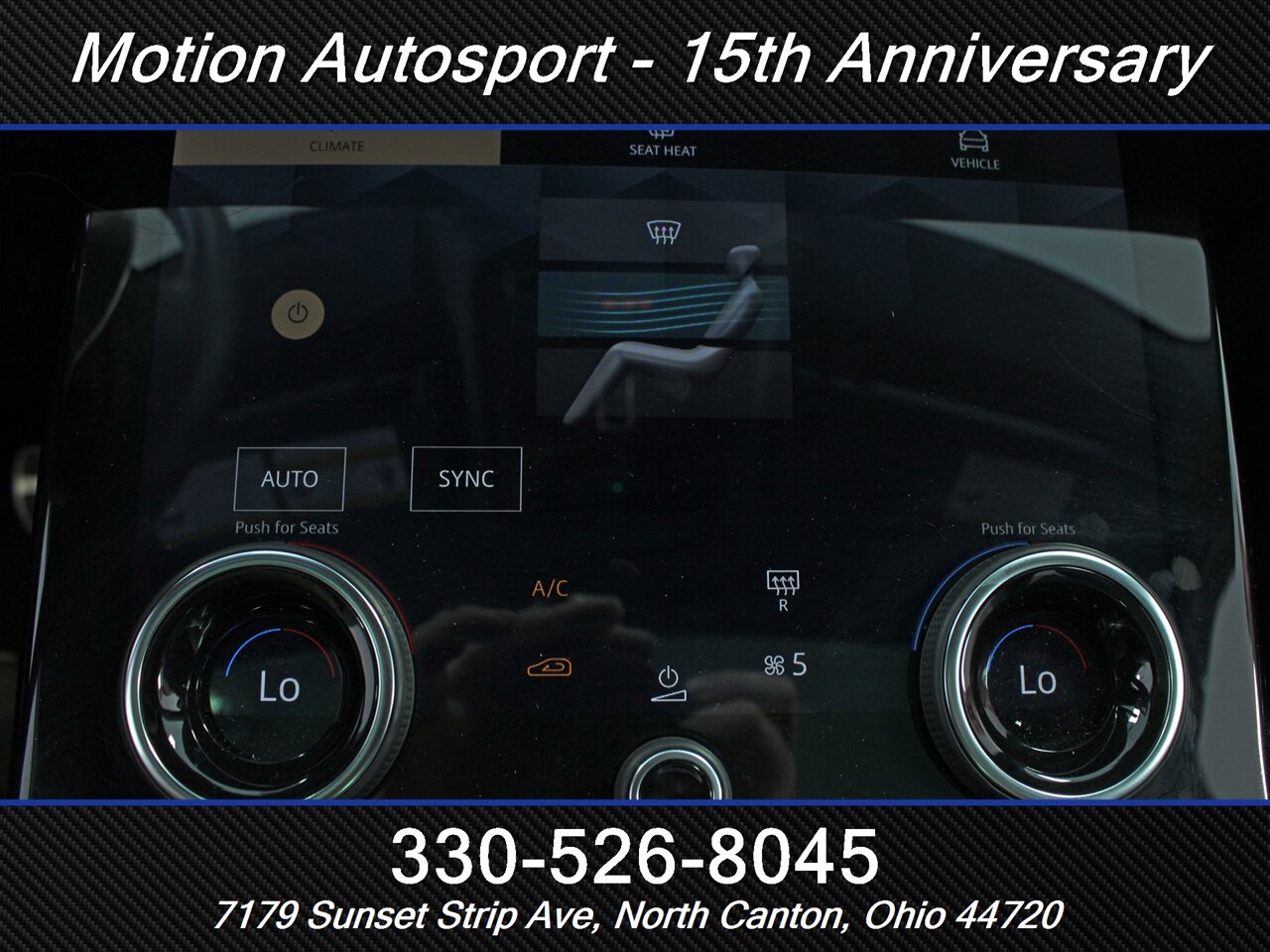 2023 Land Rover Range Rover Evoque P250 R-Dynamic SE AWD - Photo 17 - North Canton, OH 44720