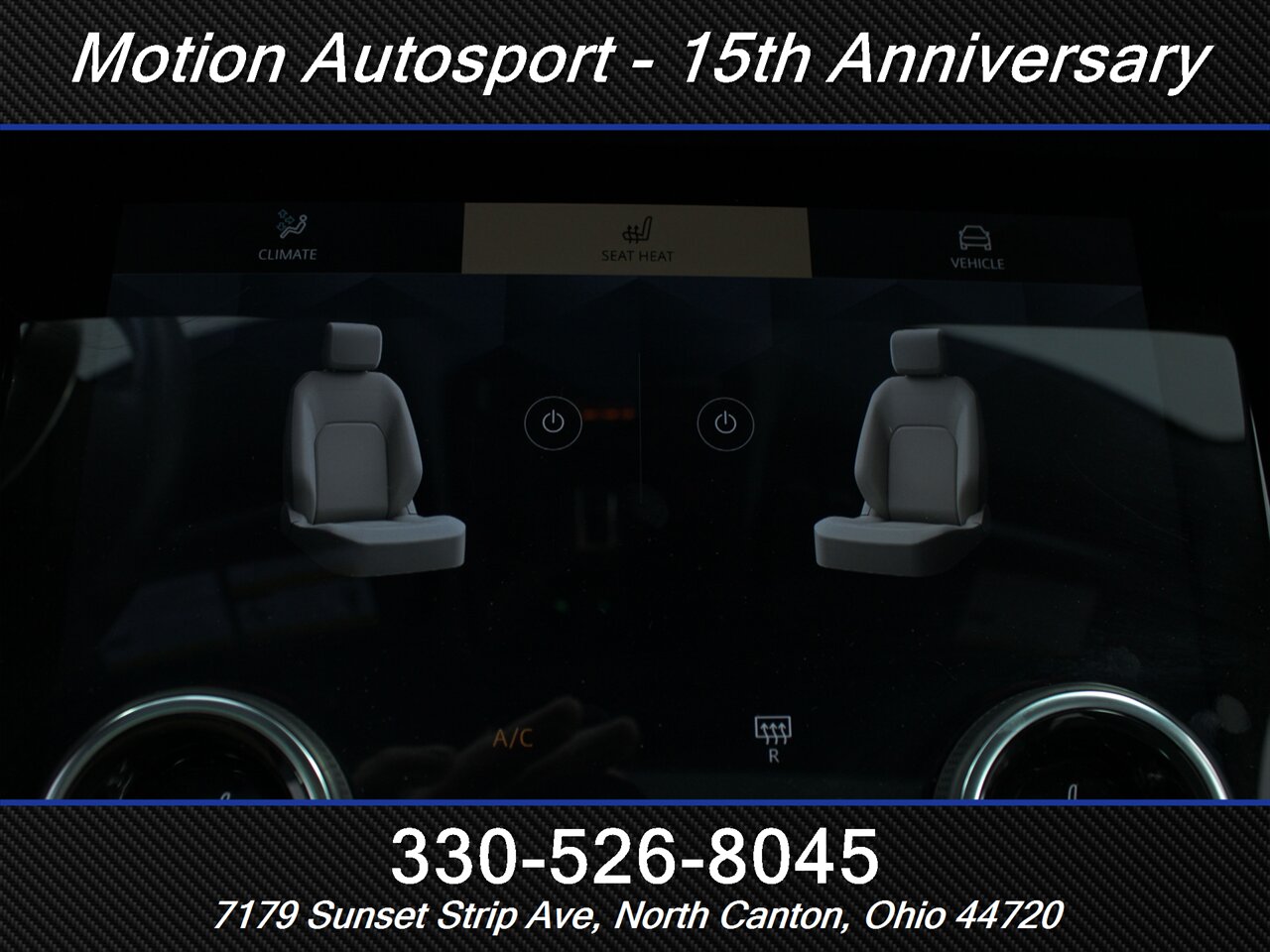 2023 Land Rover Range Rover Evoque P250 R-Dynamic SE AWD - Photo 18 - North Canton, OH 44720