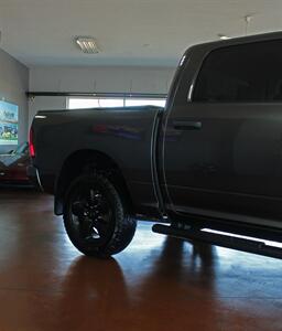 2019 RAM 1500 Classic Express  Black Top Edition 4X4 - Photo 48 - North Canton, OH 44720