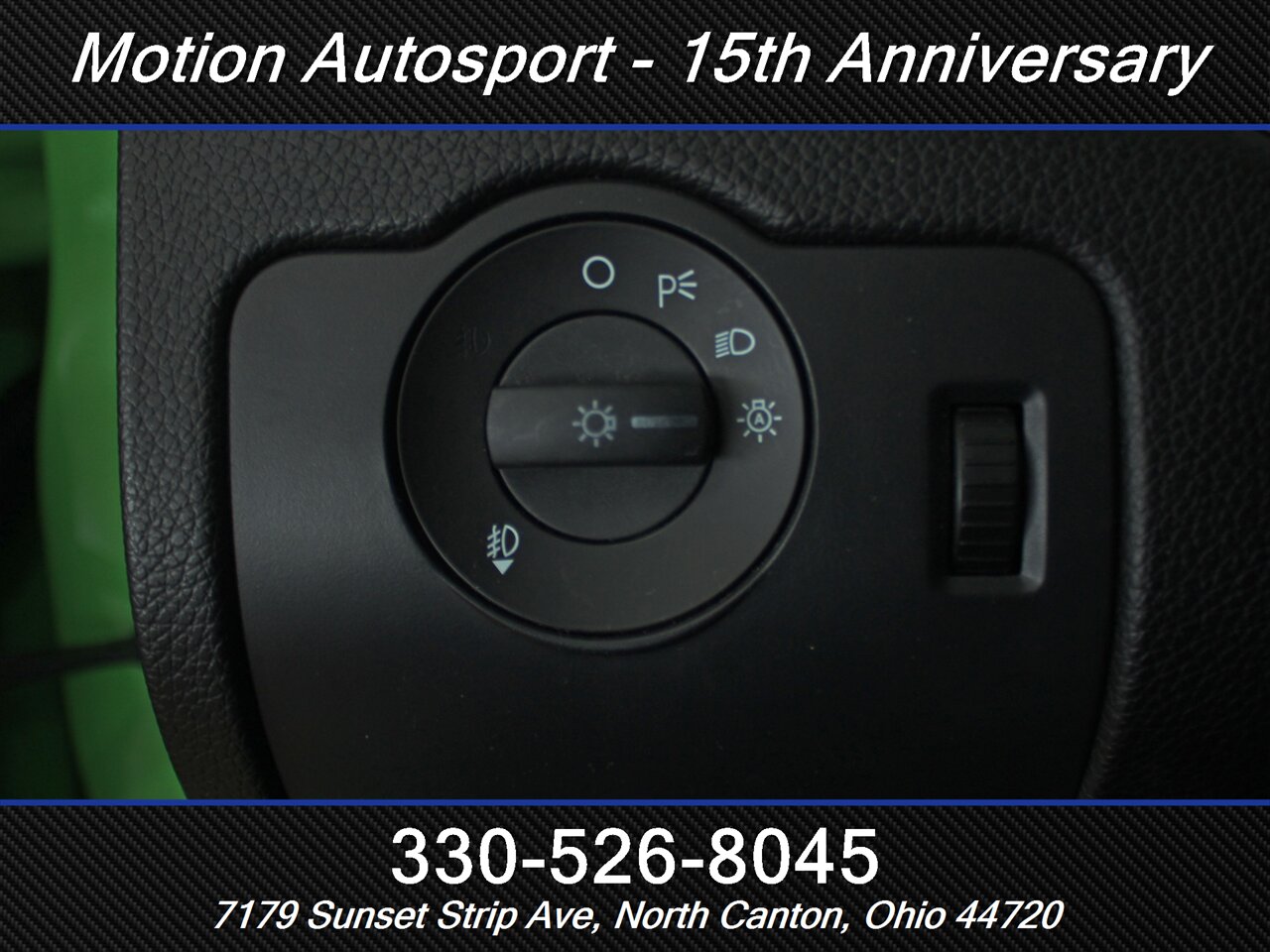 2013 Ford Mustang GT Premium - Photo 17 - North Canton, OH 44720