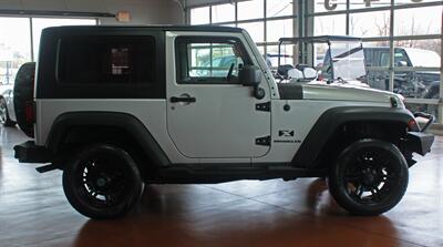 2009 Jeep Wrangler X  Hard Top 4X4 - Photo 10 - North Canton, OH 44720