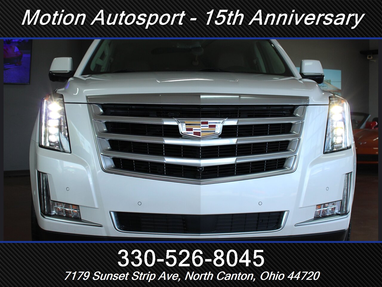 2017 Cadillac Escalade Premium Luxury  Moon Roof Navigation 4X4 - Photo 43 - North Canton, OH 44720