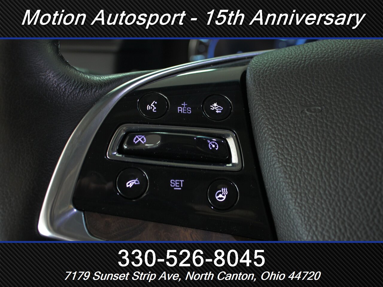 2017 Cadillac Escalade Premium Luxury  Moon Roof Navigation 4X4 - Photo 18 - North Canton, OH 44720