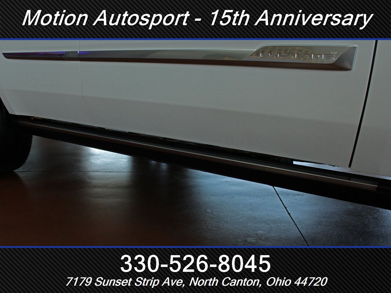 2017 Cadillac Escalade Premium Luxury  Moon Roof Navigation 4X4 - Photo 51 - North Canton, OH 44720