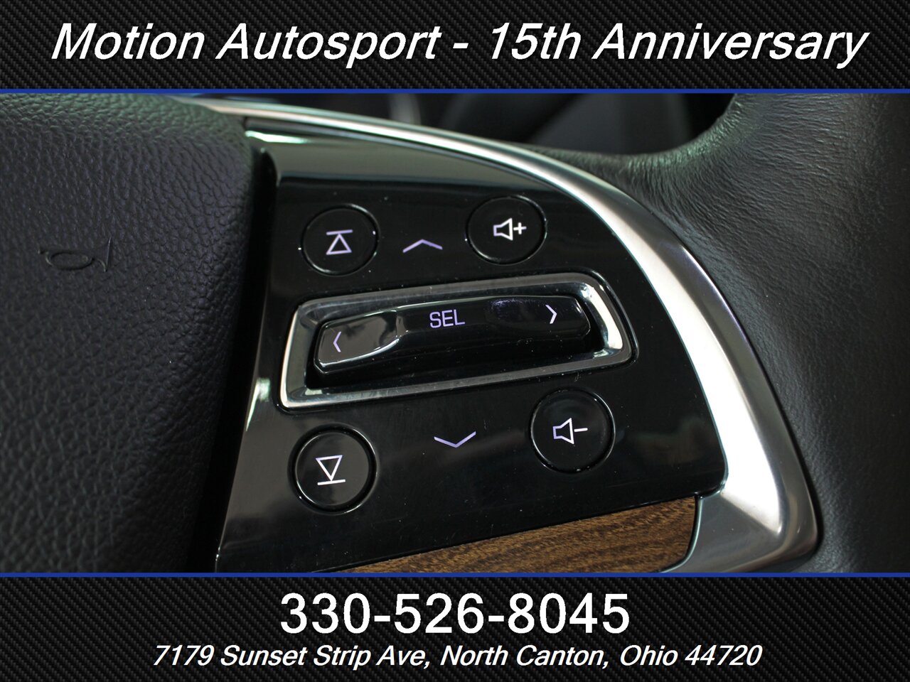 2017 Cadillac Escalade Premium Luxury  Moon Roof Navigation 4X4 - Photo 19 - North Canton, OH 44720
