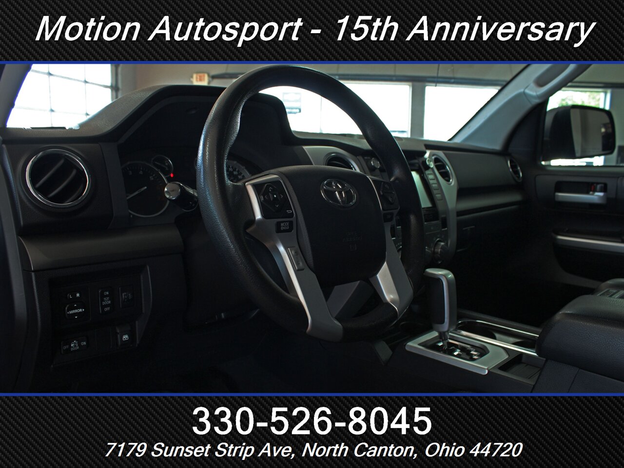 2017 Toyota Tundra SR5  Moon Roof TRD Off Road 4X4 - Photo 10 - North Canton, OH 44720