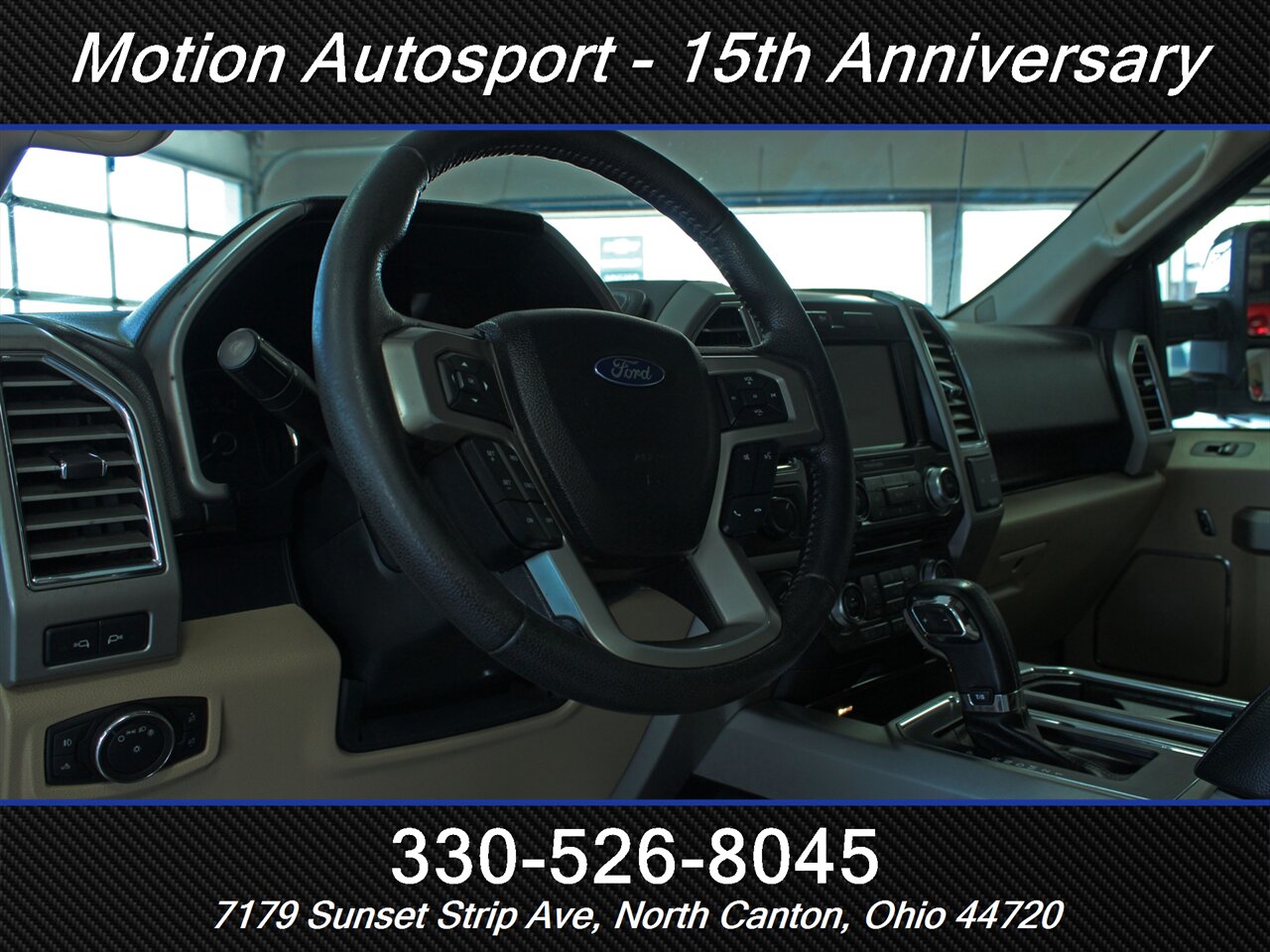 2016 Ford F-150 Lariat Moon Roof Navigation 4X4 - Photo 10 - North Canton, OH 44720
