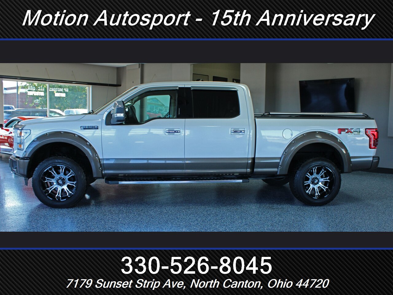 2016 Ford F-150 Lariat Moon Roof Navigation 4X4 - Photo 5 - North Canton, OH 44720
