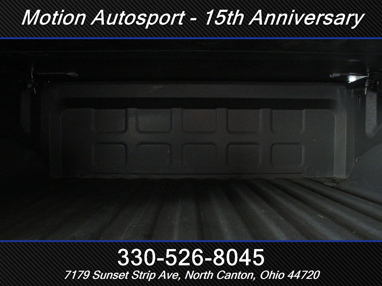 2015 RAM 1500 Sport Black Top Edition 4X4 - Photo 10 - North Canton, OH 44720