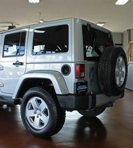 2012 Jeep Wrangler Unlimited Sahara  Hard Top 4X4 - Photo 6 - North Canton, OH 44720