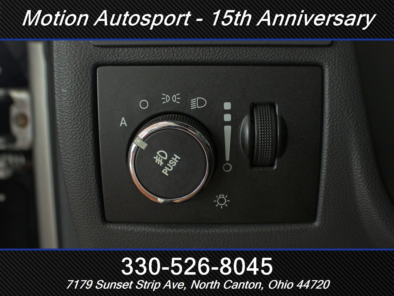 2012 Dodge Challenger SRT8 392 - Photo 17 - North Canton, OH 44720