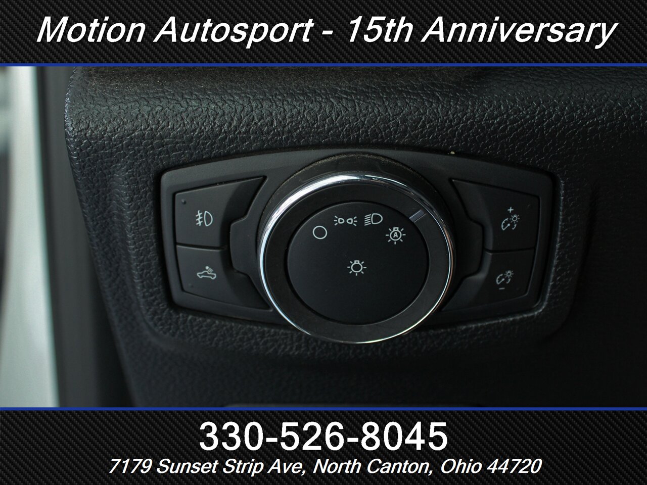 2020 Ford F-150 Lariat Sport Black Package 4X4 - Photo 9 - North Canton, OH 44720