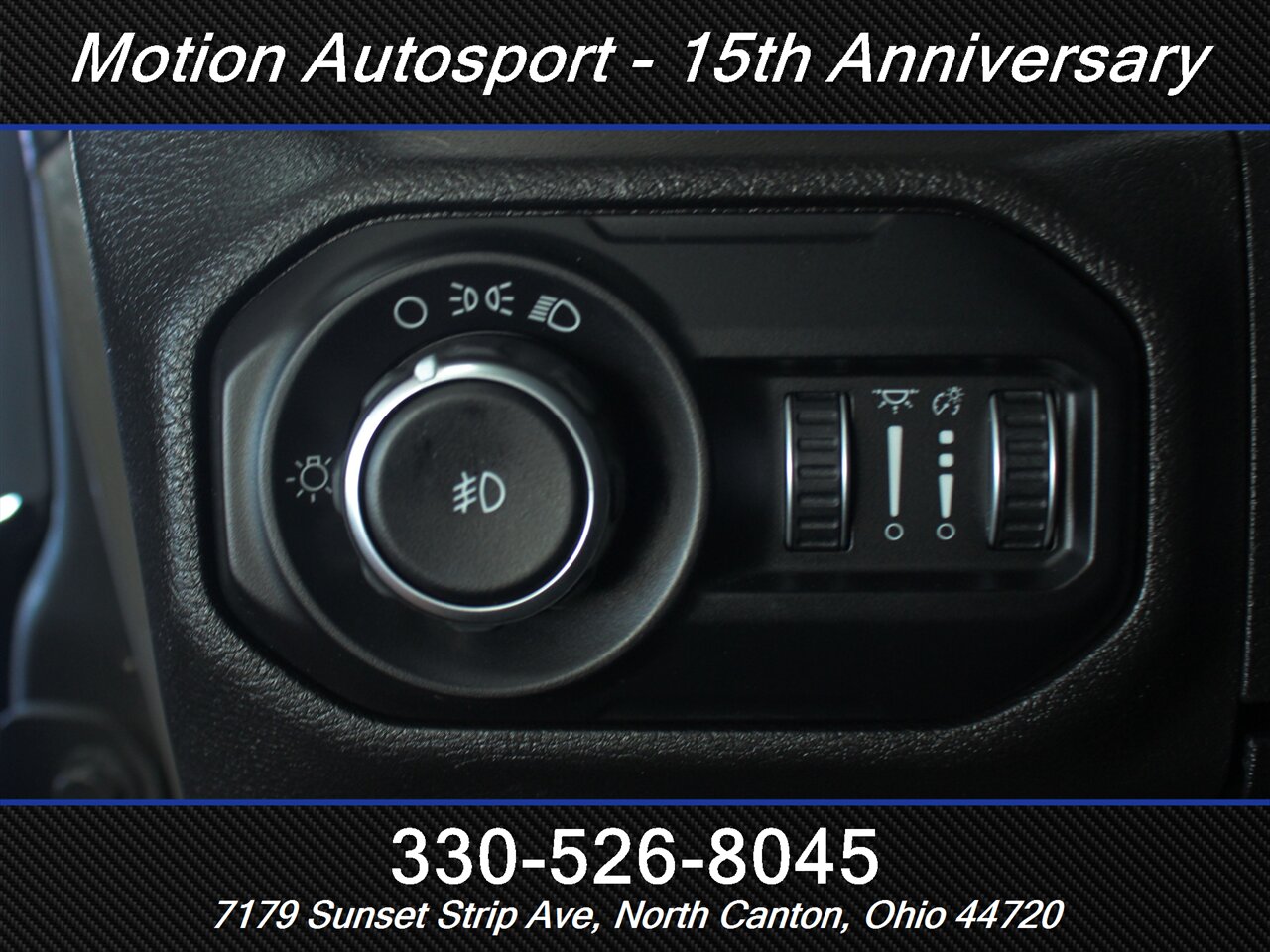 2019 Jeep Wrangler Sport Hard Top 4X4 - Photo 18 - North Canton, OH 44720