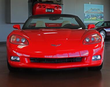 2011 Chevrolet Corvette 2LT   - Photo 3 - North Canton, OH 44720